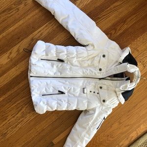Obermeyer white Leighton ski jacket size 8